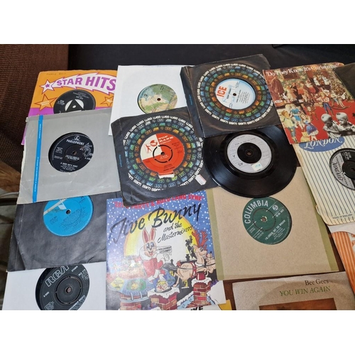 1C - Large Collection of Assorted 45rpm Single Vinyl Records, (see multiple catalogue photos for artists ... 