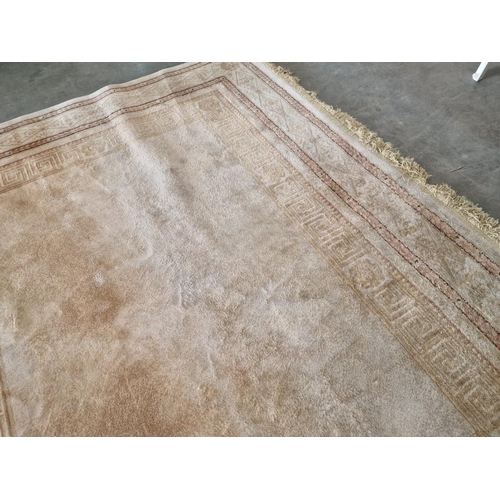 189 - Large Classical Style Carpet with Gold and Beige Tone Pattern, (Approx. 292 x 195cm)