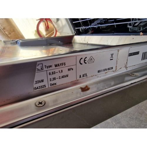 192 - Whirlpool '6th Sense' Silver Colour Dishwasher, (Untested or a/f)