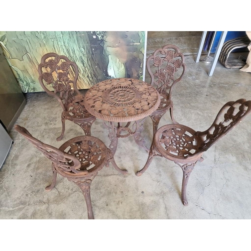 100 - Cast Iron Garden / Patio Set; Round Table and Set of 4 x Chairs with Floral Pattern, (Approx. Ø: 57c... 