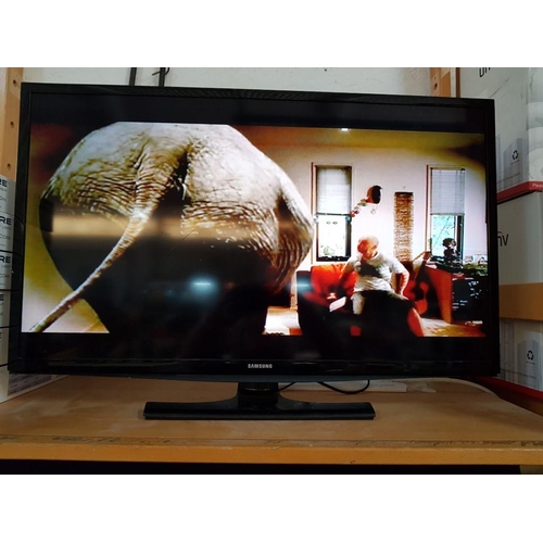 150 - Samsung 32'' TV, (Model: UE32J4100AW), HD, Flat Screen, Black Colour, 1366x768 Pixels, * Basic Test ... 