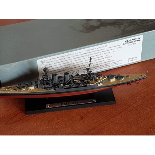 160 - 2 x Scale Model Ships; 'Bismark' (71341010 and 'HMS Hood' (7134103) with Original Boxes, by Edition ... 