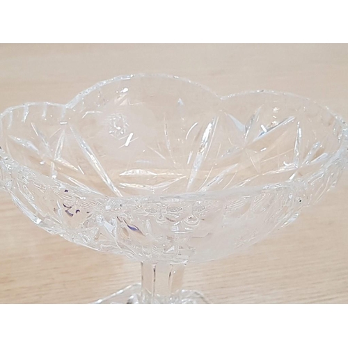 203 - Retro Crystal Tableware; Fruit Bowl (Ø: 22cm), Sweet Bowl with Lid and Sweet Pedestal Dish, (3)