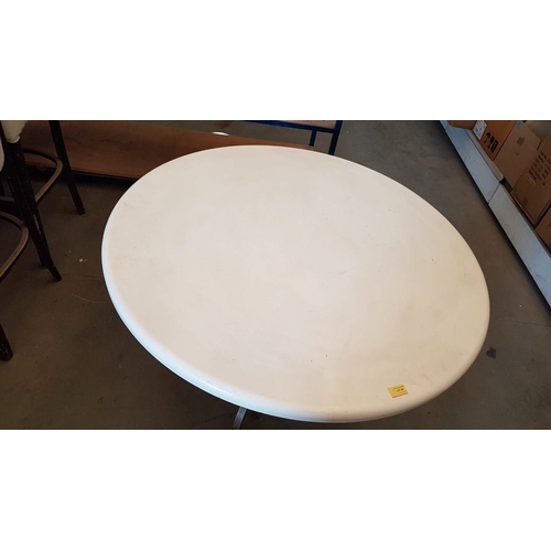 65 - Round Garden / Patio Table with Metal Pedestal Leg, (Approx. Ø: 100cm, H: 66cm)