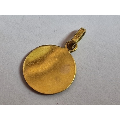 95 - 18ct Gold Round Aries (Zodiac) Pendant, (Approx. Ø: 10mm, 0.5g)