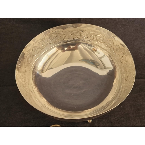 101 - Large Silver 4-Footed Fruit Bowl with Decorative Band, (Approx. Ø: 24.5cm, H: 11cm, Weight: 750g, .8... 