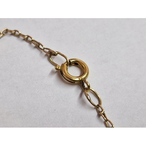 12 - Fine 9ct Gold Necklace, (Approx. L: 56cm, 2.7g)