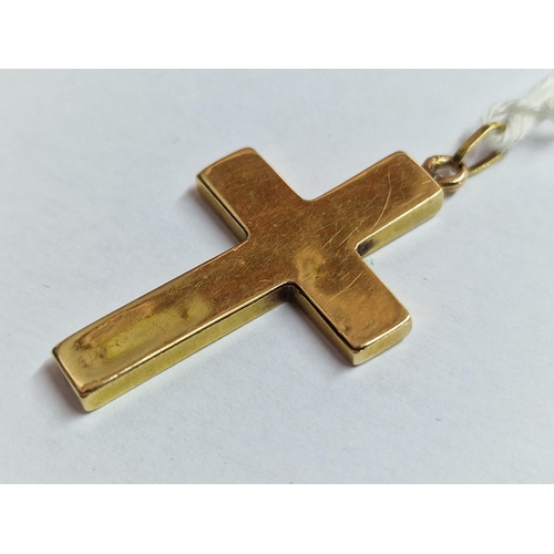 14 - 18ct Gold Cross Pendant, (Approx. H: 35mm, 3.9g)