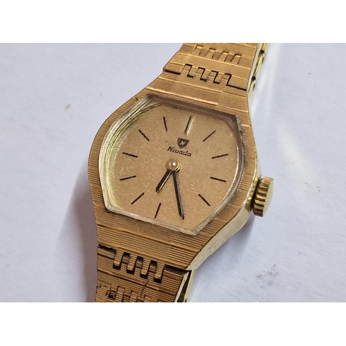 53 - Nivada Gold Tone Ladies Wrist Watch, 17 Jewells, Swiss Made Manual Wind Movement, * Running When Lot... 