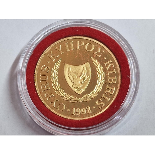 9 - Cyprus Gold Coin; (1992) £20 Proof 'Cyprus Museum' 22ct Gold, 7.9881g, Ø: 22.05mm, Limited Edition o... 