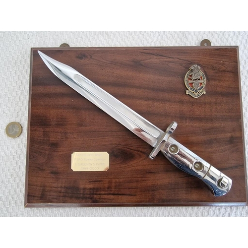 113 - Presentation 'Princess of Wales Royal Regiment' British Bayonet, Mounted on Wood, Wall Hanging, (App... 