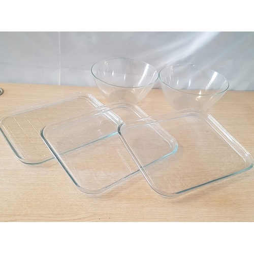 425 - Set of 3 x Large Rectangular Pyrex Multifunctional Trays (Approx. 26 x 32cm), Together with 2 x Larg... 