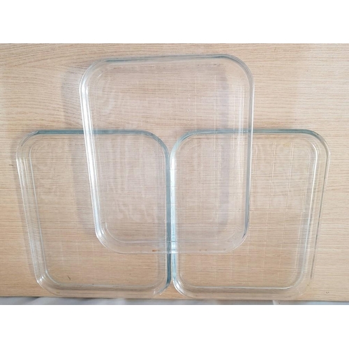 425 - Set of 3 x Large Rectangular Pyrex Multifunctional Trays (Approx. 26 x 32cm), Together with 2 x Larg... 