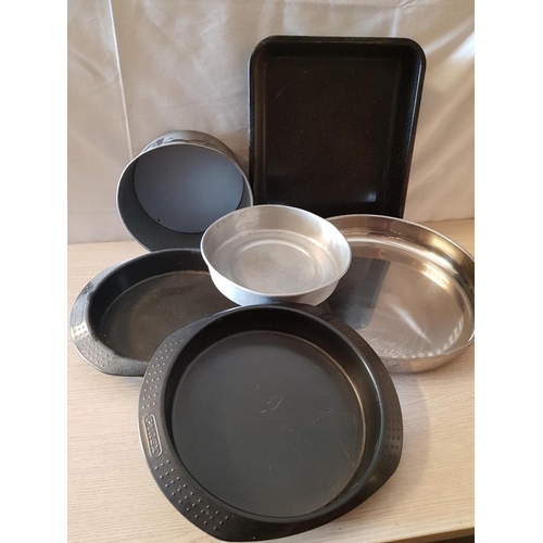534 - Various Baking and Oven Molds, (6)