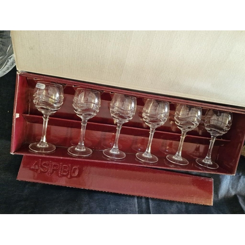 739 - Boxed Set of 6 x RCR (Royal Crystal Rock) Wine Glass and 'Elsa' Jug, Together with Other Crystal Fru... 