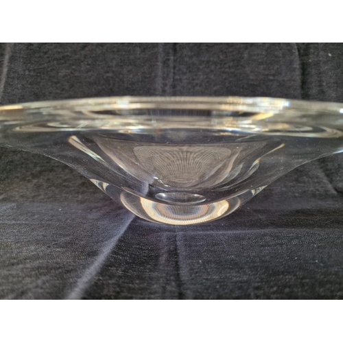 733 - Large Stylish Modern Glass Fruit Bowl, (Approx. 38 x 29cm)