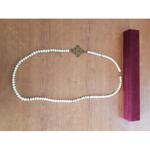 158 - Vintage Style Pearl Necklace with Silver (.925) Gold Plated Pendant and Clasp, (Approx. L: 100cm)