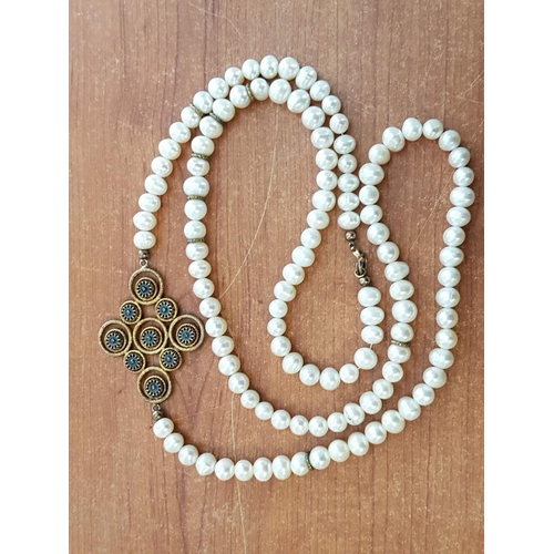 158 - Vintage Style Pearl Necklace with Silver (.925) Gold Plated Pendant and Clasp, (Approx. L: 100cm)