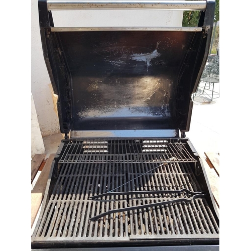 31A - Large Outback 'Companion 3' Gas BBQ