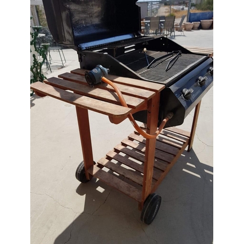 31A - Large Outback 'Companion 3' Gas BBQ