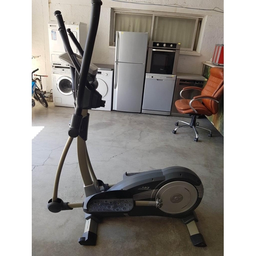 32A - Kettler Cross Trainer / Elliptical Machine, Vertso 107