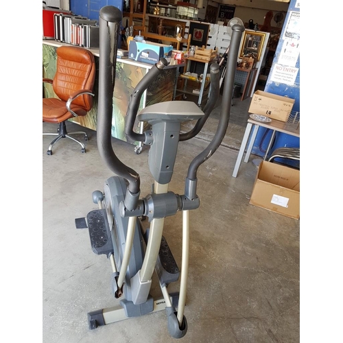 32A - Kettler Cross Trainer / Elliptical Machine, Vertso 107