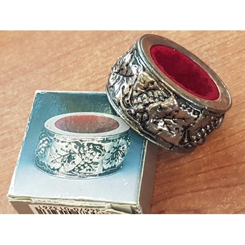 578 - Royal Selangor Pewter Wine Accessories in Display Box (Opener and Wine Collar, Together with White M... 