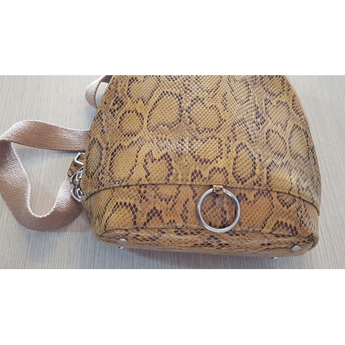 832 - Snake Skin Effect Ladies Leather Backpack with Zip, (Approx. 30 x 30cm)