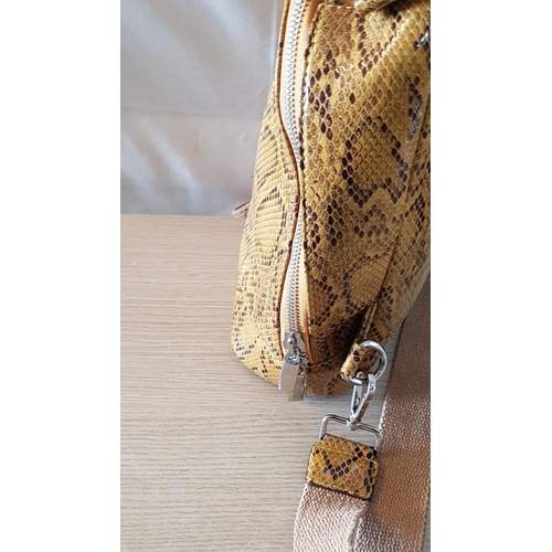 832 - Snake Skin Effect Ladies Leather Backpack with Zip, (Approx. 30 x 30cm)