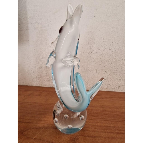 777 - Decorative Asfour Crystal Art Glass Fish Ornament, Blue Tone Colour with Bubble Glass Base