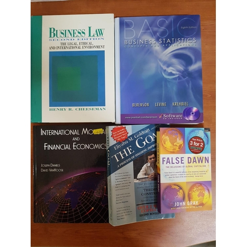 806 - Collection of Professional Literature; Business International Monetary Financial Economics (5pcs)