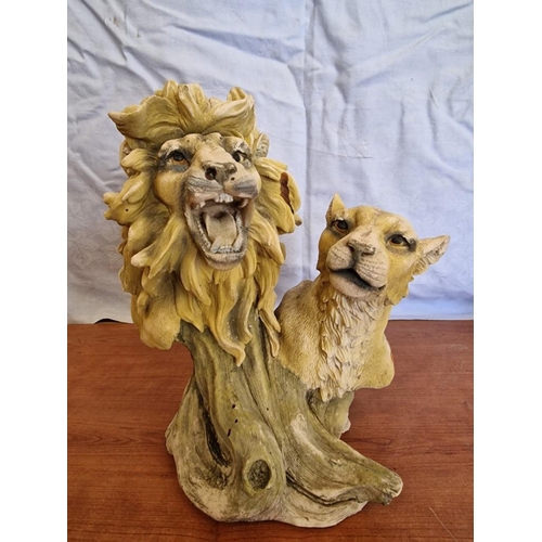 813 - Lion and Lioness Figurine