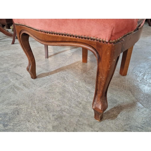 480 - Antique Spoon Back Bedroom / Nursing Chair with Mahogany Surround, Cabriole Legs and Button Back Stu... 