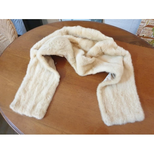 485 - A Vintage Champagne Mink Cape Stole, Circa 1940's