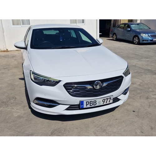 122 - Vauxhall (Opel) Insignia SRI VX Line, 2.0L Turbo Diesel SRI, (2018), Automatic, 5-Door Hatchback, Wh... 