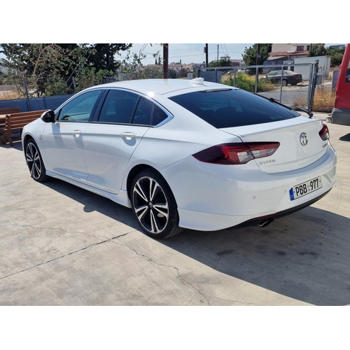 122 - Vauxhall (Opel) Insignia SRI VX Line, 2.0L Turbo Diesel SRI, (2018), Automatic, 5-Door Hatchback, Wh... 