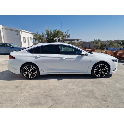 122 - Vauxhall (Opel) Insignia SRI VX Line, 2.0L Turbo Diesel SRI, (2018), Automatic, 5-Door Hatchback, Wh... 