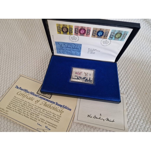 54 - Danbury Mint Sterling Silver Enlarged Replica of Queens Silver Jubilee Stamp, in Presentation Case, ... 