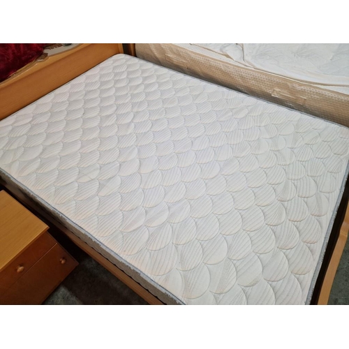 186 - Double 'Natural Adapt' Mattress, (Approx. 135 x 188cm)