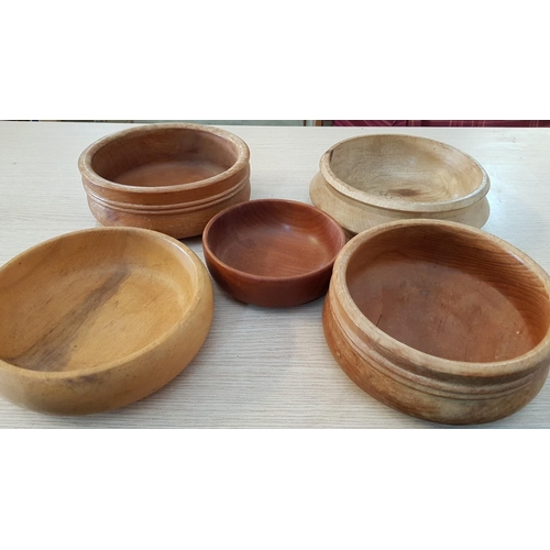 64 - 5 x Turned Wooden Bowls, Ranging From Burmese Teak to English Elm, (Approx. Ø: 14 - 19cm), (5)