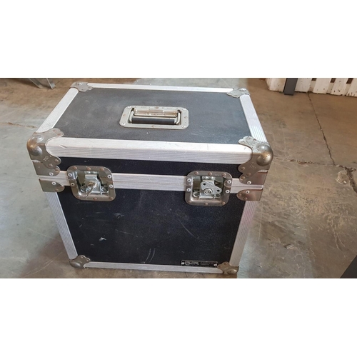 82 - American Calzone Case Company (Dallas) Large Black Flight Case (Fully Padded) with Clasps and Top Ha... 