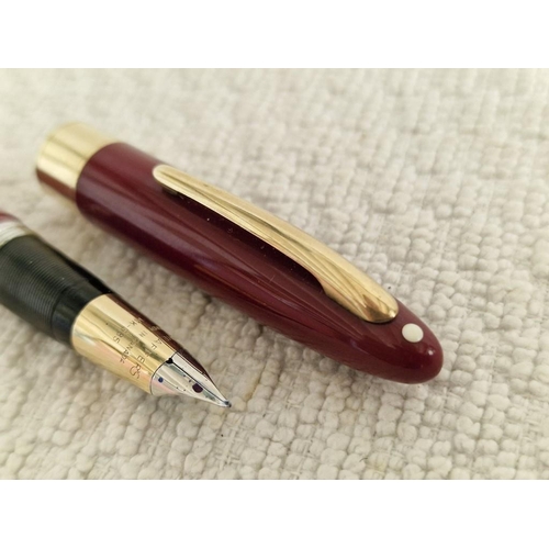 116 - Vintage Sheaffers White Dot Fountain Pen, Burgundy Colour with Twist Cap, Made in Canada, with 14k (... 