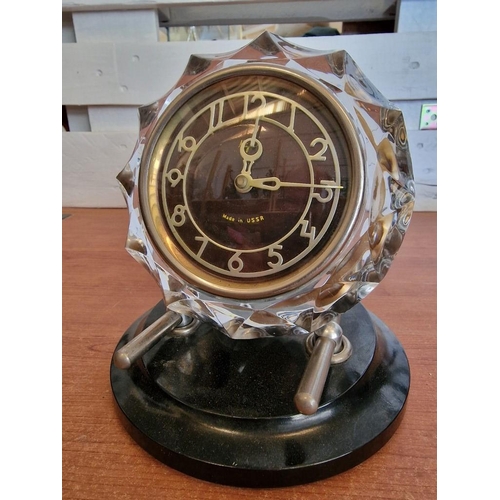 178 - Vintage 'Mayak' Crystal Table / Desk Clock, Made in USSR, Manual Wind, * Running When Lotted *