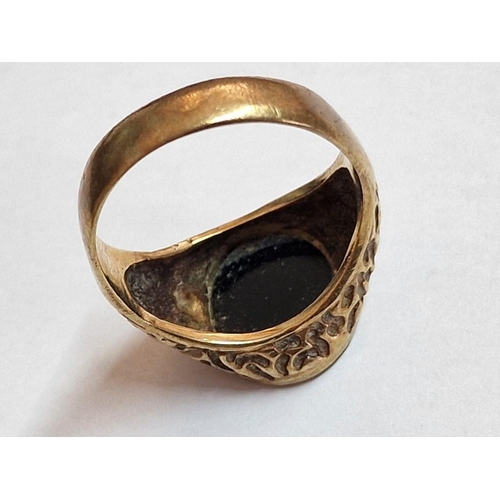 154 - Heavy Vintage 9ct Gold Decorative Signet Ring with Oval Cut Black Stone, (Approx. Size: U, 8g)