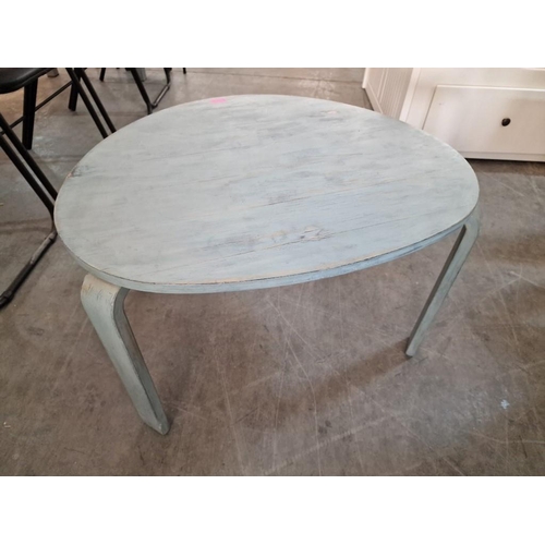 165 - Pebble Shape Coffee / Side Table, Pale Green Wash Wood Effect, (Approx. 74 x 64 x 46cm)