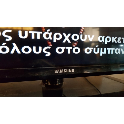 160 - Samsung 32'' Smart LED TV, (Model: UA32EH4003R) with Remote Control and Manual