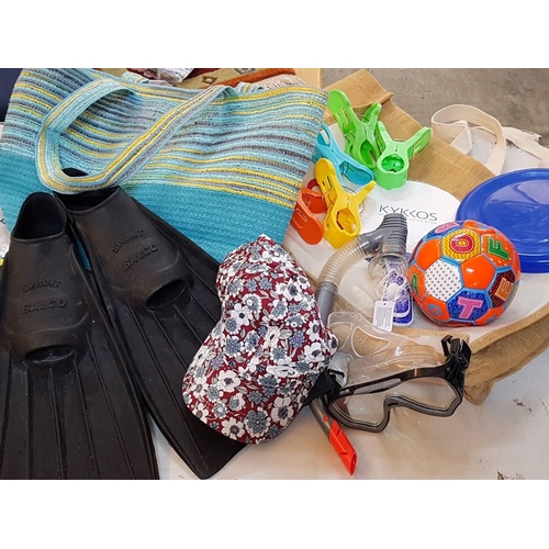 716 - Collection of Summer Accessories; Beach Bag, Hat, Ball, Flippers, Facemask and Snorkel, etc