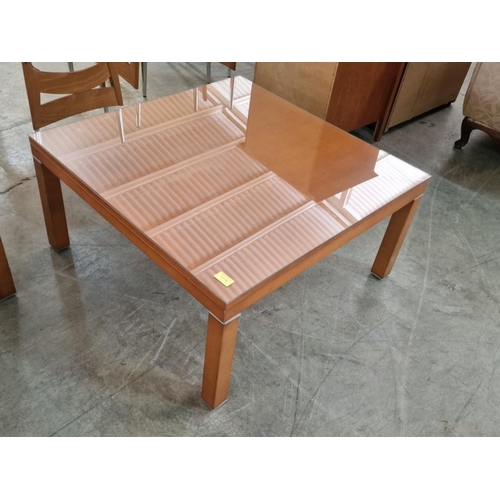 660 - Cherry Wood Effect Square Coffee Table with Glass Top, (Approx. 75 x 75 x 38cm)