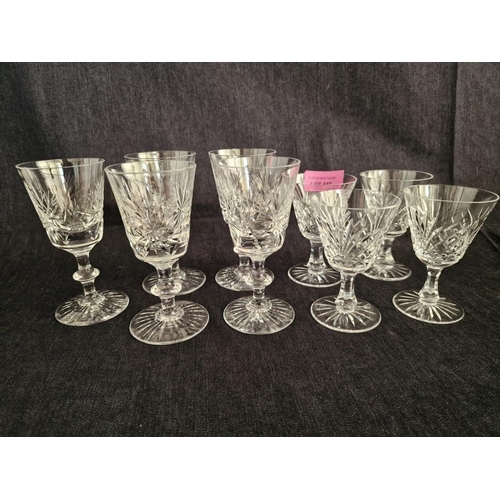 194 - Set of 5 x Crystal Wine Glasses and Set of 4 x Crystal Wine Glasses, (9)