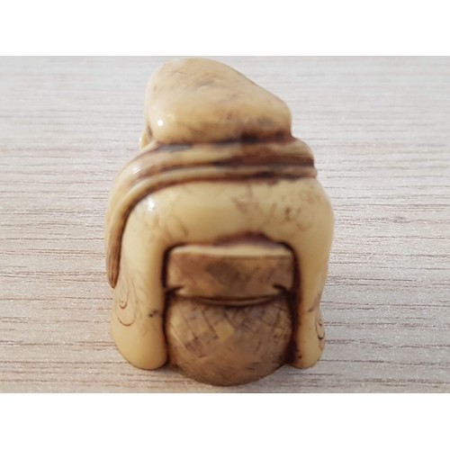 56 - 2 x Vintage Carved Japanese Netsuke Figures; Old Bearded Man and Old Man with Arms Crossed, (Approx.... 